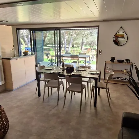 Premium Au Coeur De La Pinede, Ideal Pour Des En Familles Et Entre Amis Agde