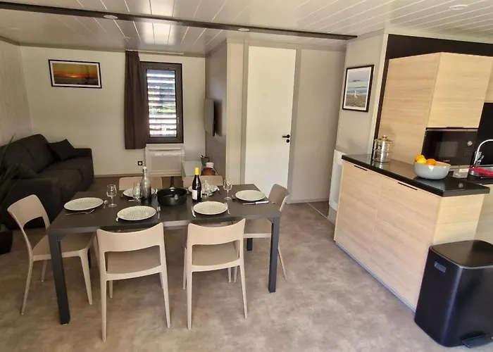Premium Au Coeur De La Pinede, Ideal Pour Des En Familles Et Entre Amis * Agde